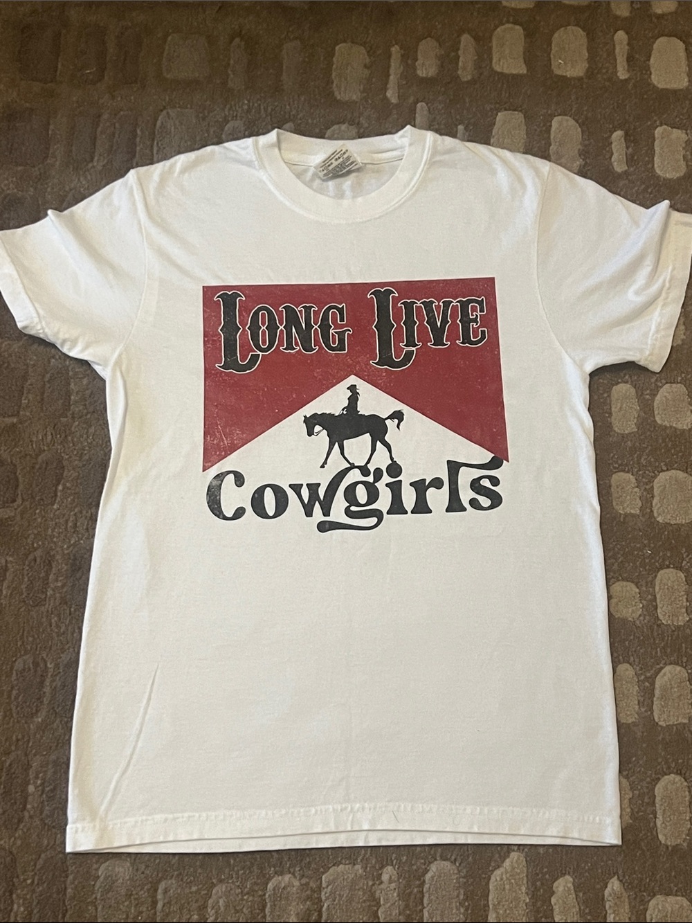 Comfort colors graphic western T- shirt, new, without tag , never worn, size S
